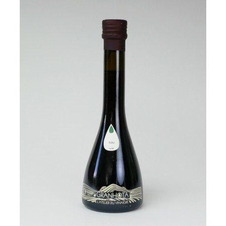 Old vinegar red wine Glass bottle of 25 cl